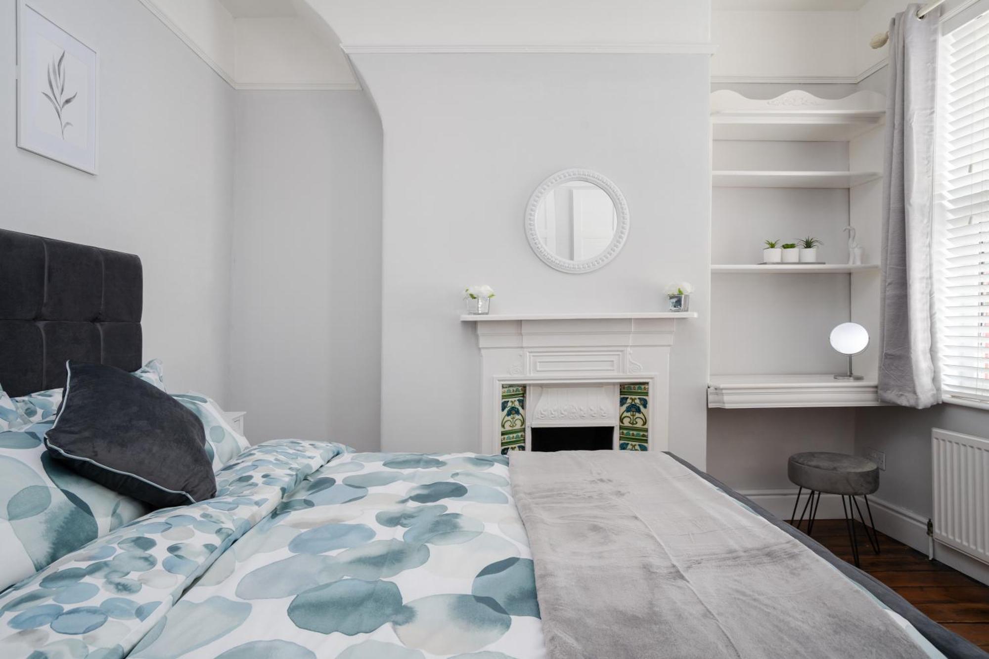 Swiss Haven - Spacious 3 Bedroom House Liverpool Exterior foto