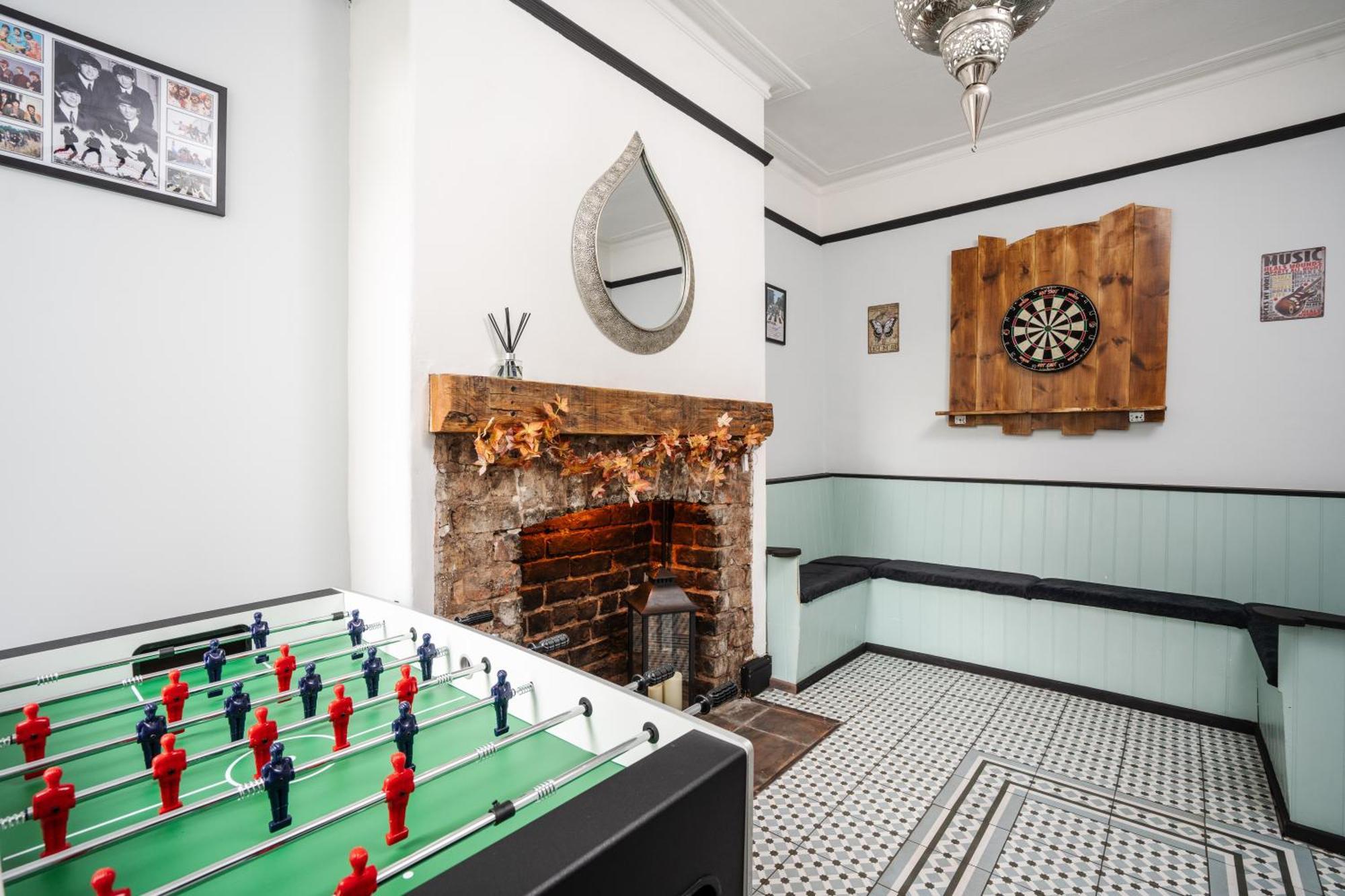 Swiss Haven - Spacious 3 Bedroom House Liverpool Exterior foto